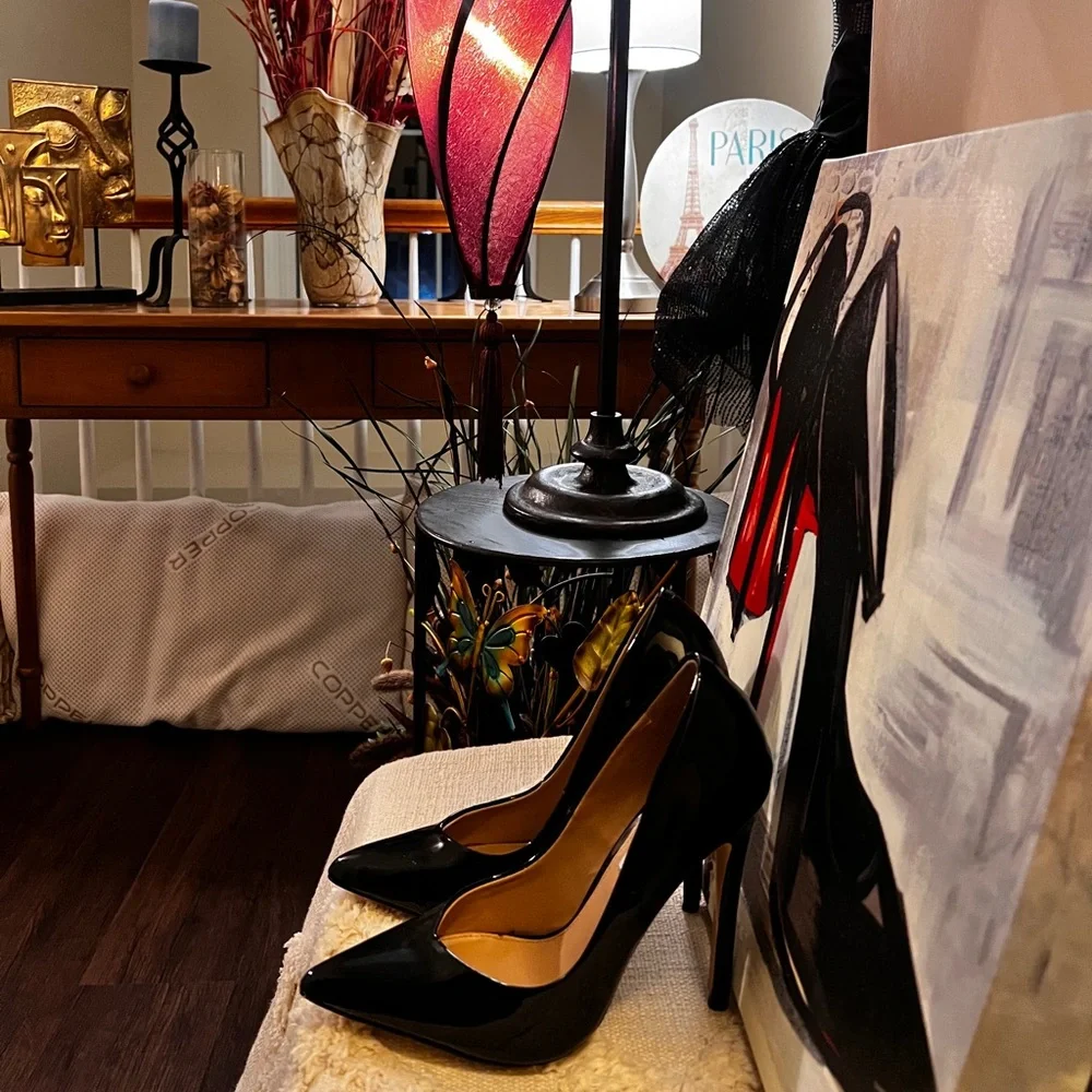 Steve Madden Black Sleek High Heels.
PayPal payments not accepted. - Picture 4 of 16